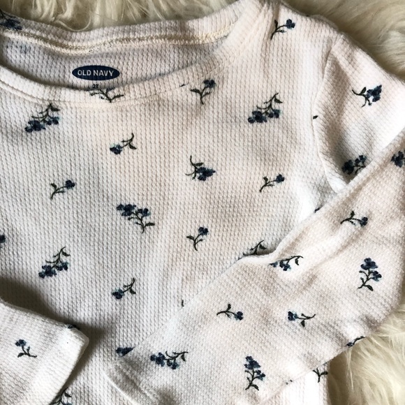 2T Long Sleeve T-Shirt Bundle - Picture 3 of 7